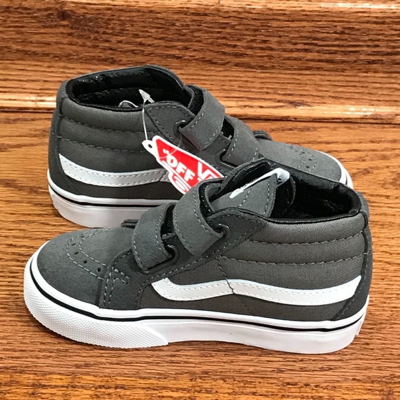 sk8 mid reissue v